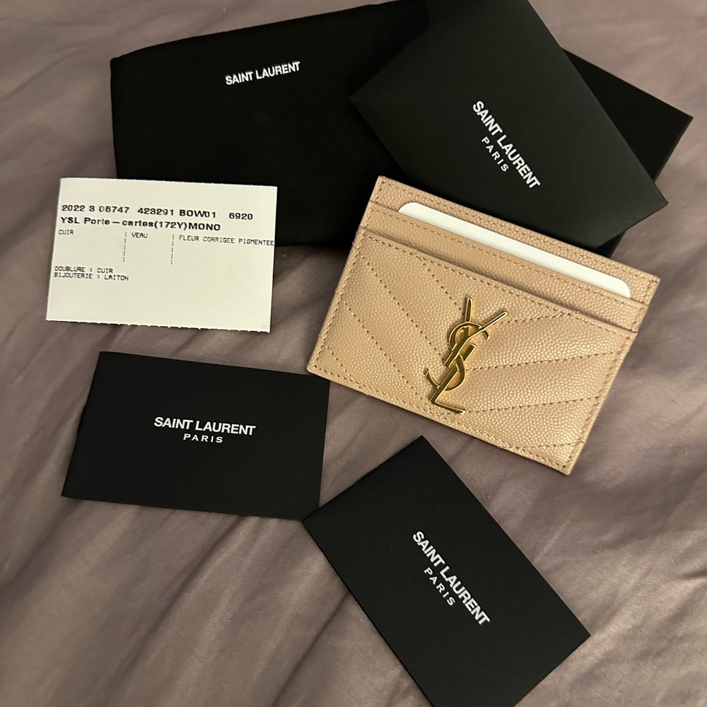NEW Saint Laurent Cassandre Matelasse Card Case Pink w/gold tone Logo hardware